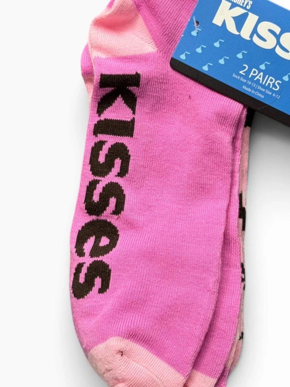 Kiss measurements white